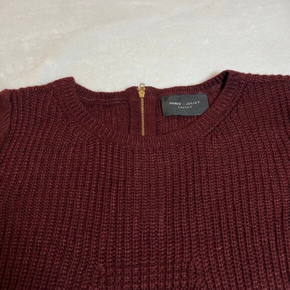 Romeo & Juliet Couture Crewneck Knit Sweater Dress Size Small Cozy Holidays - Picture 3 of 5